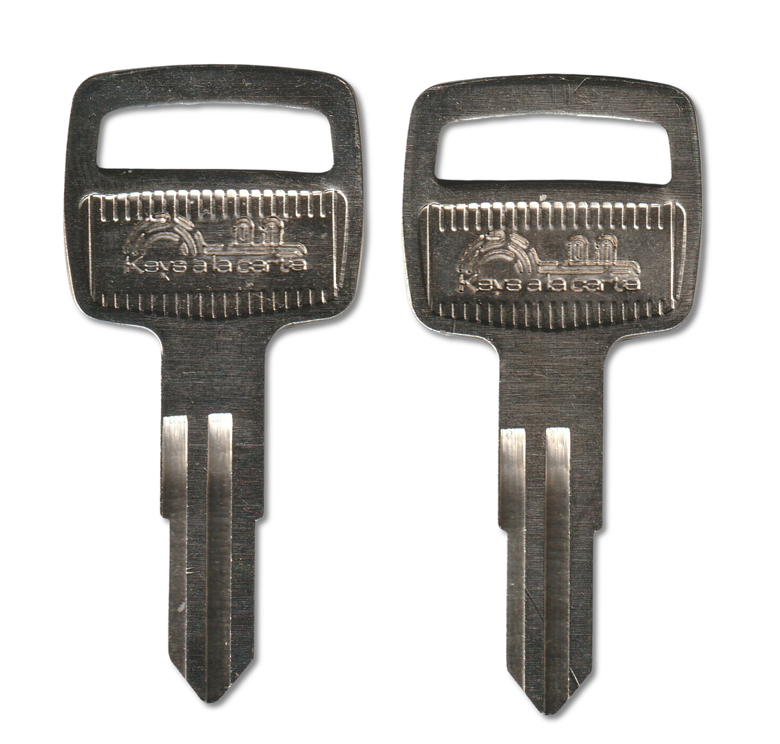 YH52 uncut key blank 2-pack for Mercury and Yamaha Boat Locks, nickel-plated brass