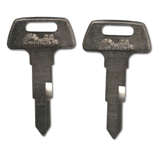 Key code A00-A99 Honda replacement key pair, HD74 blank (front)