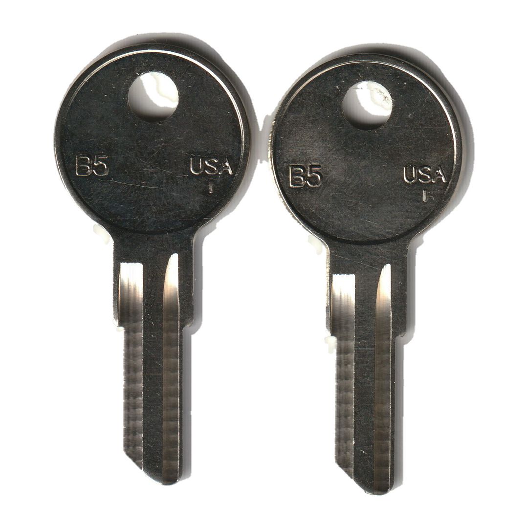 B5 key blank, reverse side
